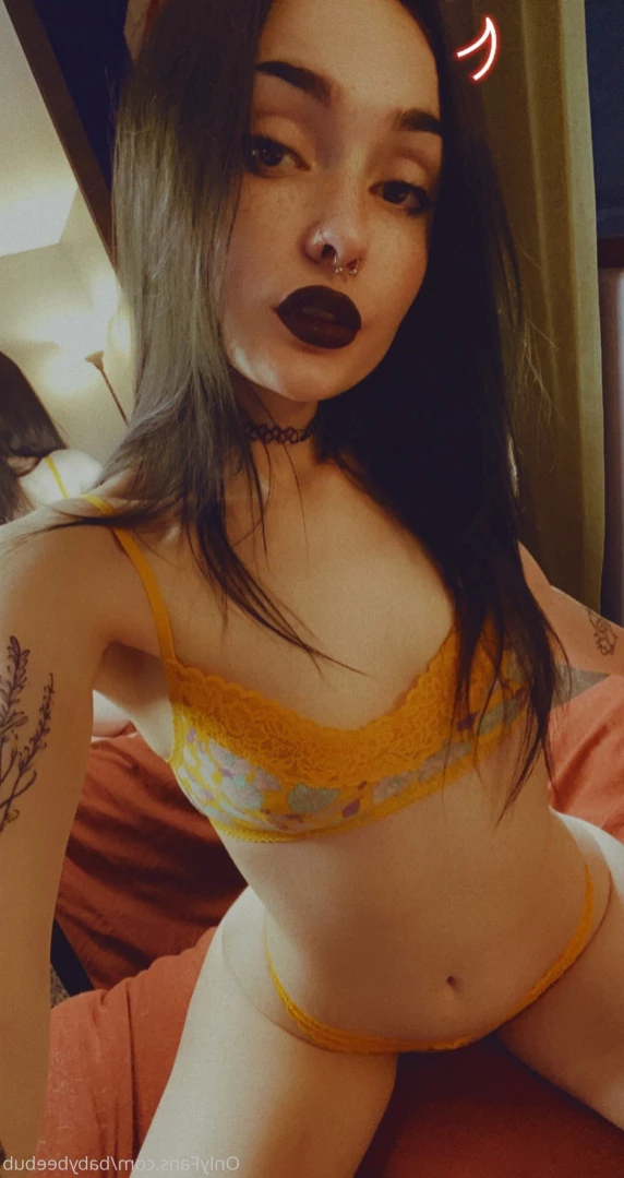 BabyBeeBub 🦇 [ babybeebub ] Onlyfans leaked photo 16105044 on Hotleaks.tv