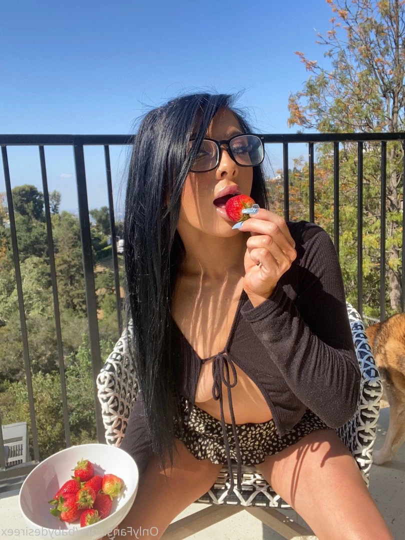 Desiree 🖤 [ babydesireex ] Onlyfans leaked photo 5215729 on Hotleaks.tv