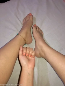 5252858