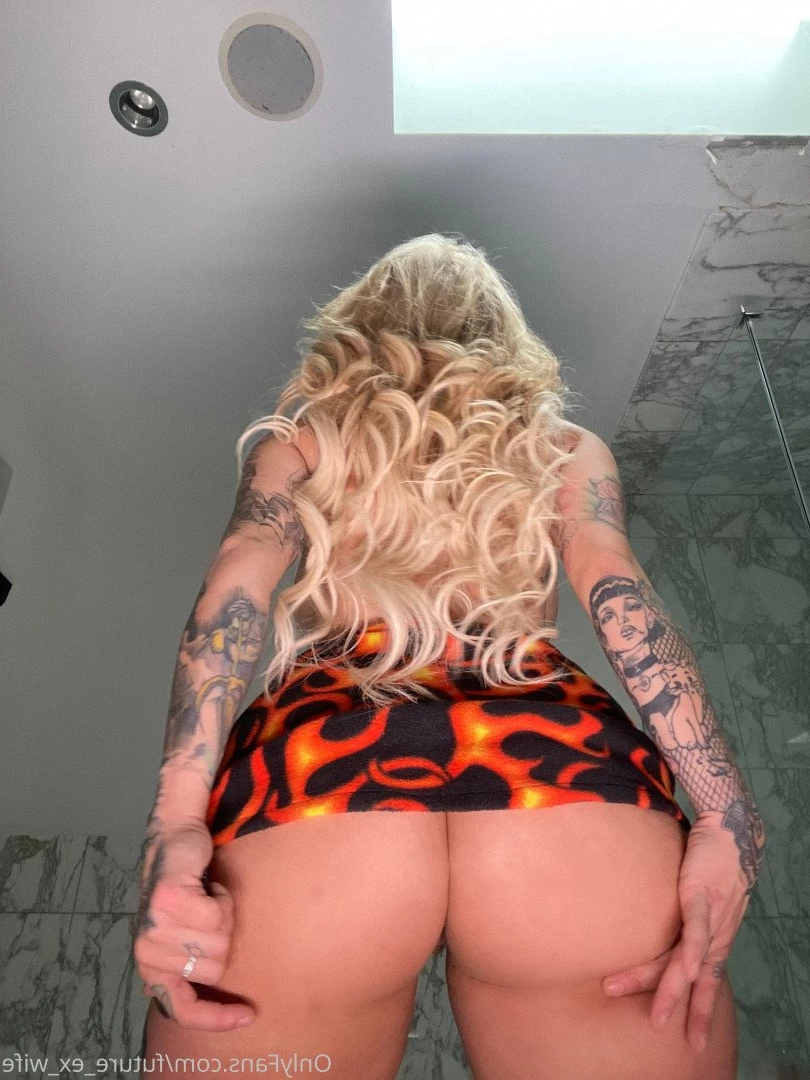 Karen [ future_ex_wife ] Onlyfans leaked photo 425643 on Hotleaks.tv