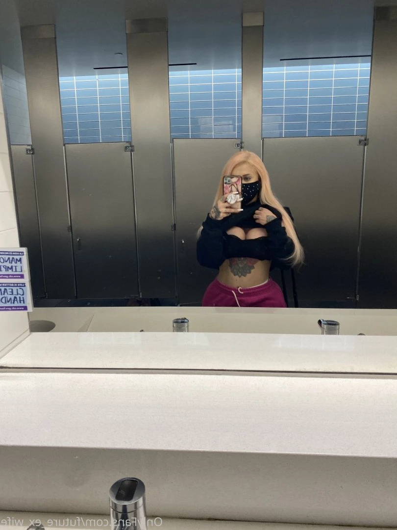 Karen [ future_ex_wife ] Onlyfans leaked photo 426335 on Hotleaks.tv