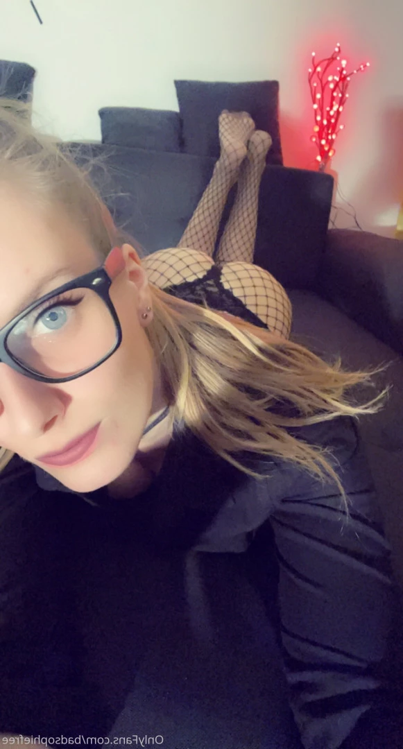 😈 𝑺𝒐𝒑𝒉𝒊𝒆 𝒕𝒉𝒆 𝐒𝐰𝐞𝐞𝐭𝐲 𝐏𝐮𝐬𝐬𝐲 𝐏𝐫𝐢𝐧𝐜𝐞𝐬𝐬 💦 [ badsophiefree ] Onlyfans leaked photo 5726610 on Hotleaks.tv
