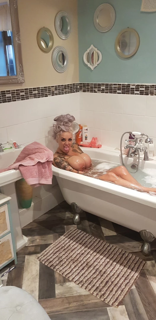 bambiblacks_uk Onlyfans leaked photo 9388218 on Hotleaks.tv