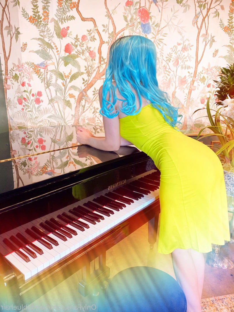 BAMBI BLUE | YOUR NEW GF [ bambibluehair ] Onlyfans leaked photo 5698463 on Hotleaks.tv