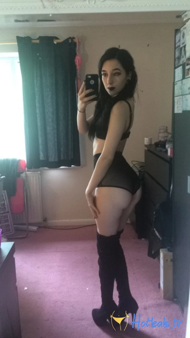 65% OFF | BIG BOOTY GOTH GF [ fxturewars ] Onlyfans leaked photo 4467554 on Hotleaks.tv