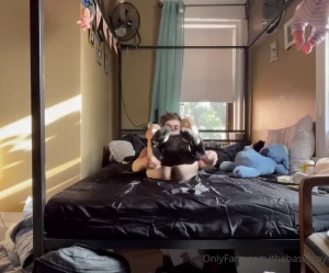 7852908