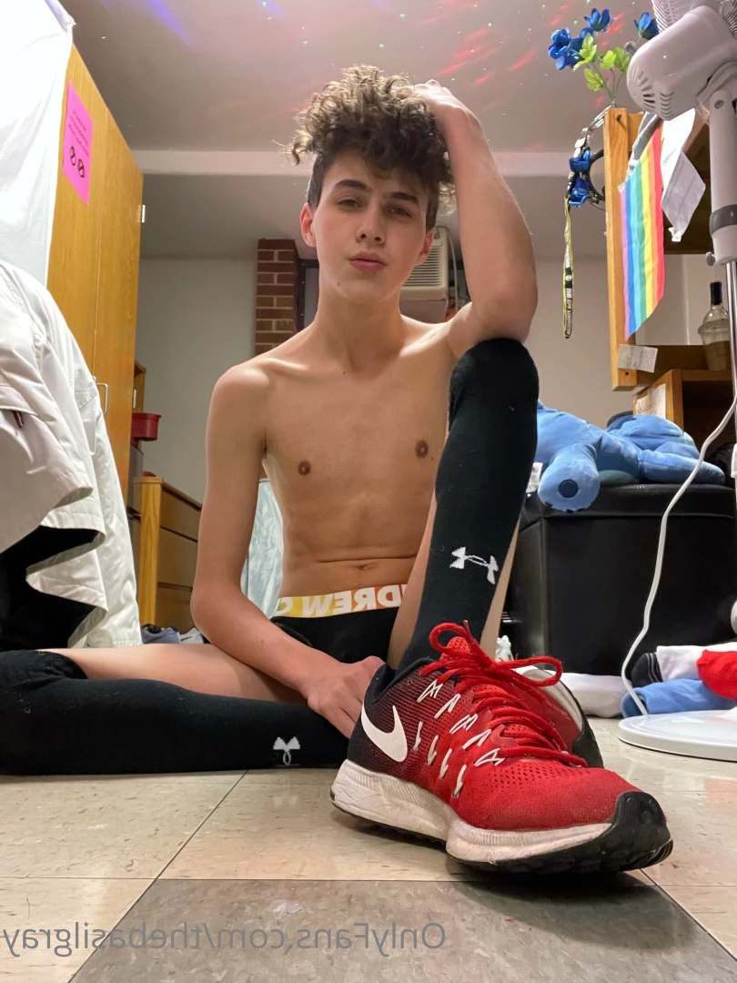 basil gray [ basilgray ] Onlyfans leaked photo 7857640 on Hotleaks.tv