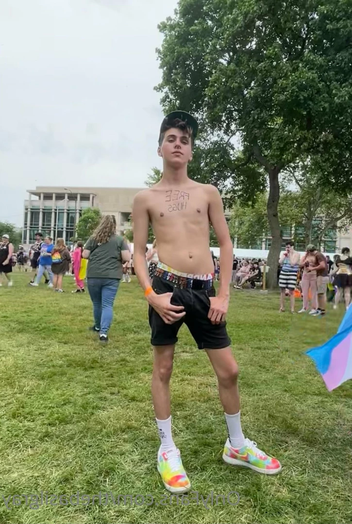basil gray [ basilgray ] Onlyfans leaked photo 7857778 on Hotleaks.tv