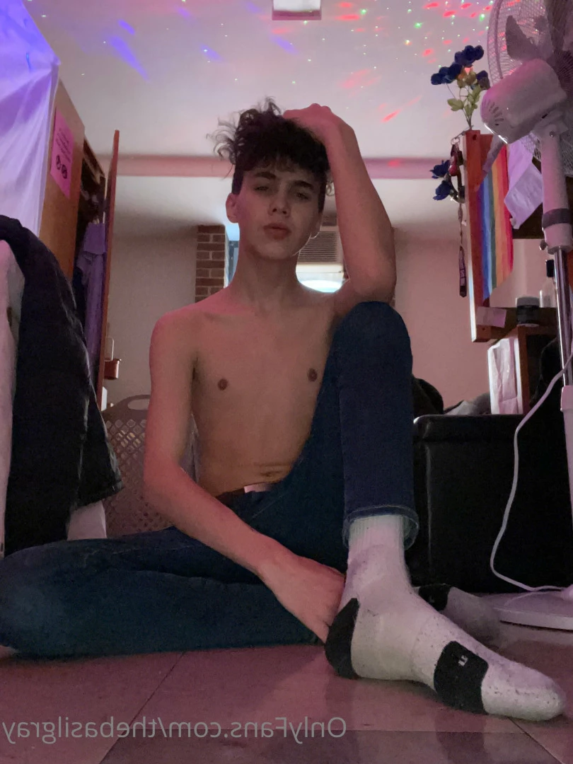 basil gray [ basilgray ] Onlyfans leaked photo 7857877 on Hotleaks.tv