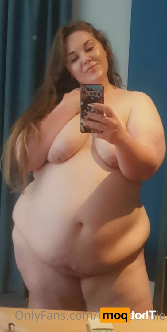 🍕🐳BBWBonnie🐖💖 [ bbw_bonnie ] Onlyfans leaked photo 13230864 on Hotleaks.tv