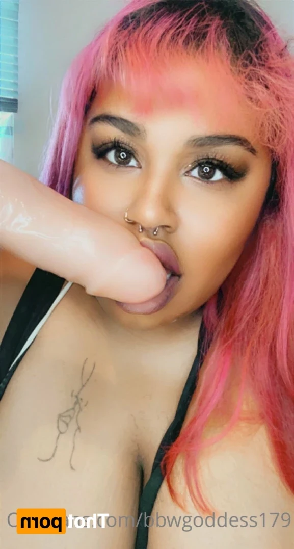 𝐋𝐢𝐥𝐥𝐲 𝐎𝐩𝐡𝐞𝐥𝐢𝐚😻𝙁𝙧𝙚𝙚 𝙘𝙤𝙘𝙠𝙧𝙖𝙩𝙚🍆 [ lilly_opheliax ] Onlyfans leaked photo 15450367 on Hotleaks.tv