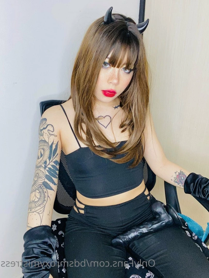bdsmroxymistress Onlyfans leaked photo 5245861 on Hotleaks.tv