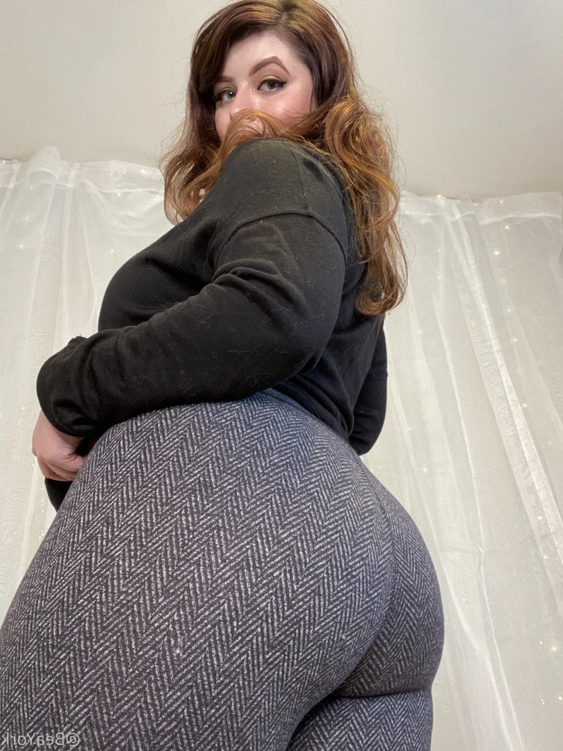 Bea York [ beayork ] Onlyfans leaked photo 5911123 on Hotleaks.tv