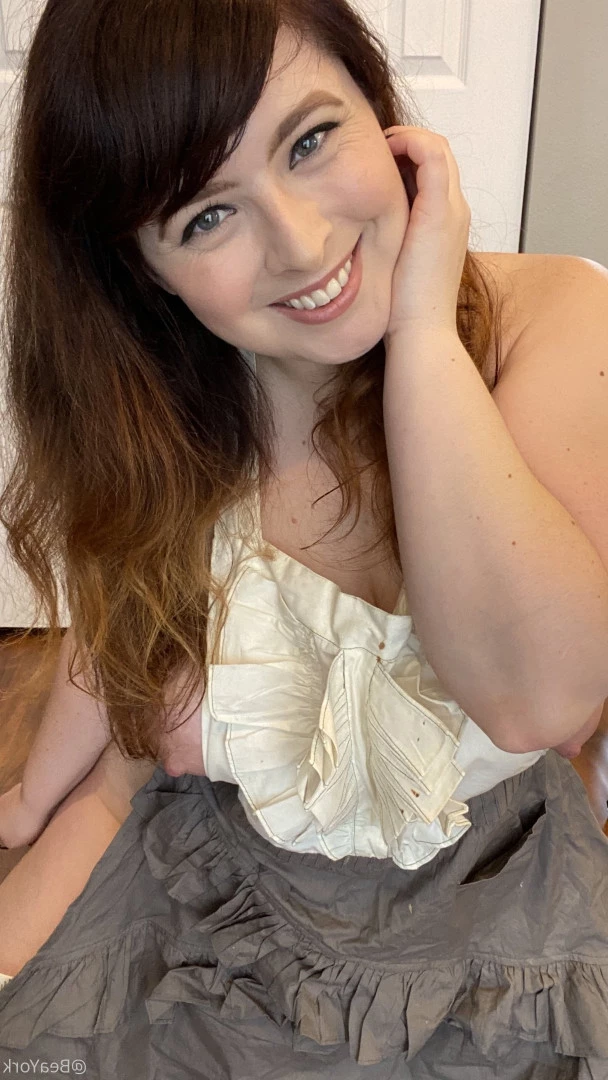 Bea York [ beayork ] Onlyfans leaked photo 5911402 on Hotleaks.tv