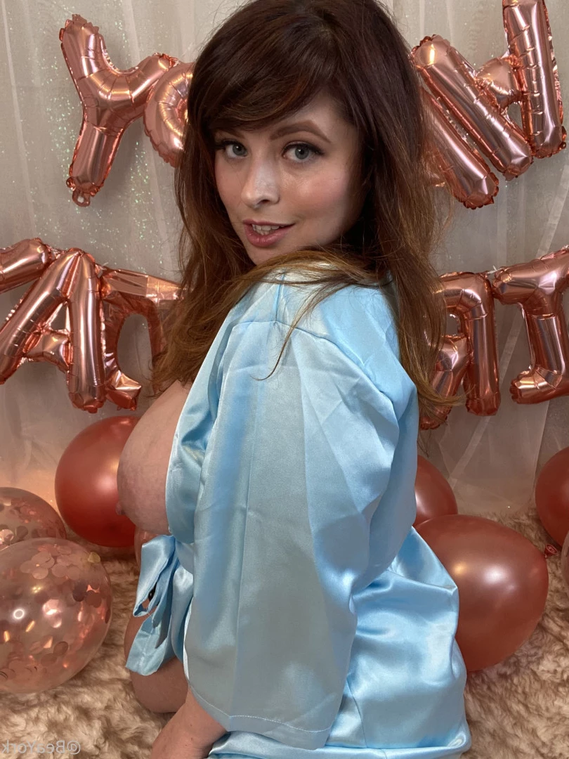 Bea York [ beayork ] Onlyfans leaked photo 5914304 on Hotleaks.tv