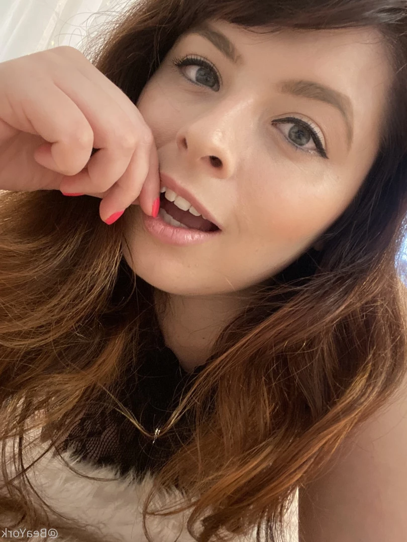 Bea York [ beayork ] Onlyfans leaked photo 5920692 on Hotleaks.tv