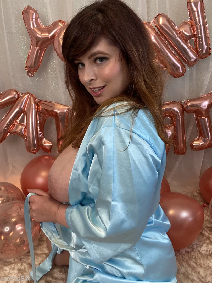 Bea York [ beayork ] Onlyfans leaked photo 5923742 on Hotleaks.tv