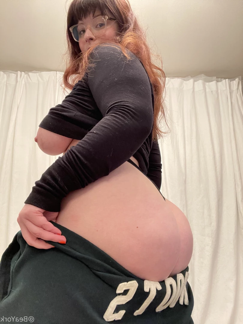 Bea York [ beayork ] Onlyfans leaked photo 5926400 on Hotleaks.tv