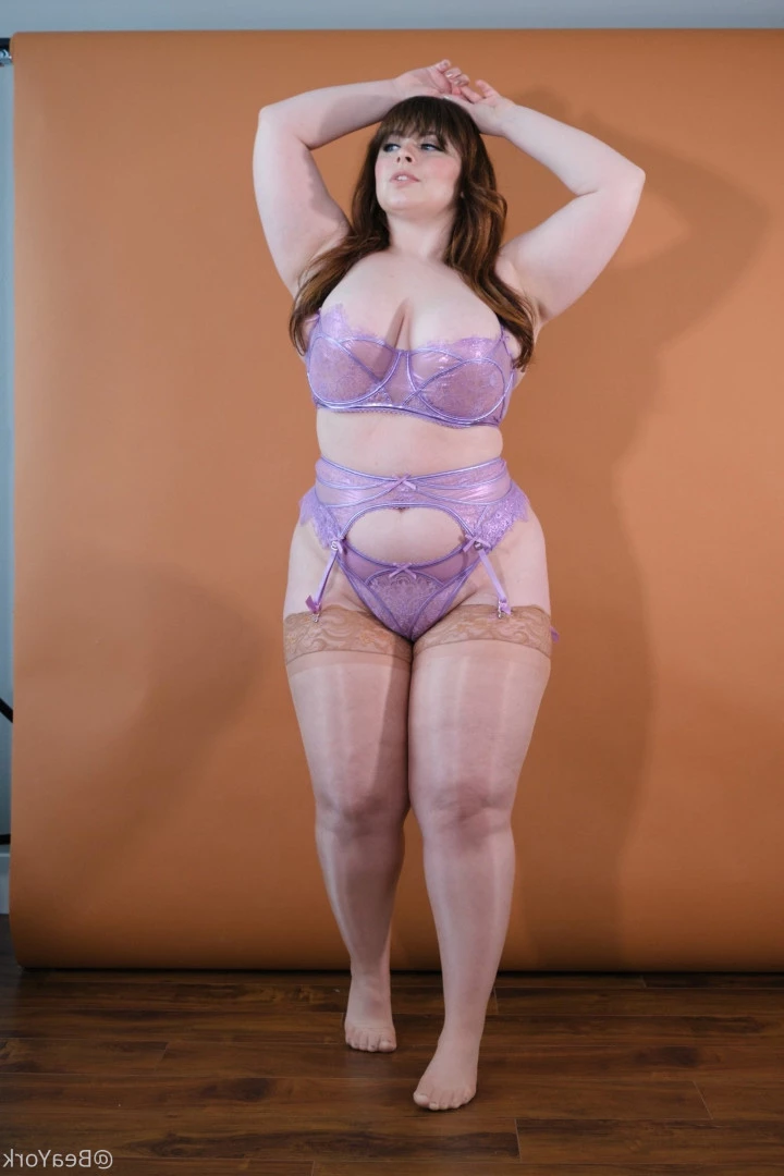 Bea York [ beayork ] Onlyfans leaked photo 5927876 on Hotleaks.tv