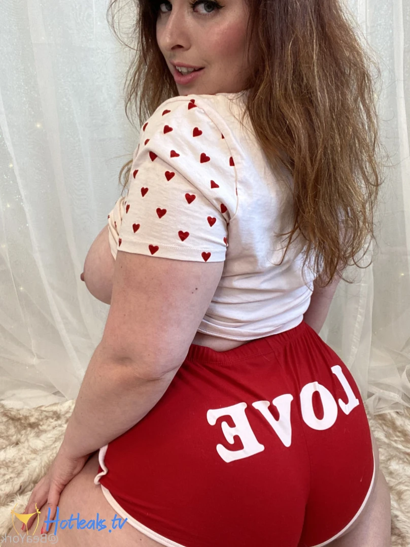 Bea York [ beayork ] Onlyfans leaked photo 5935015 on Hotleaks.tv