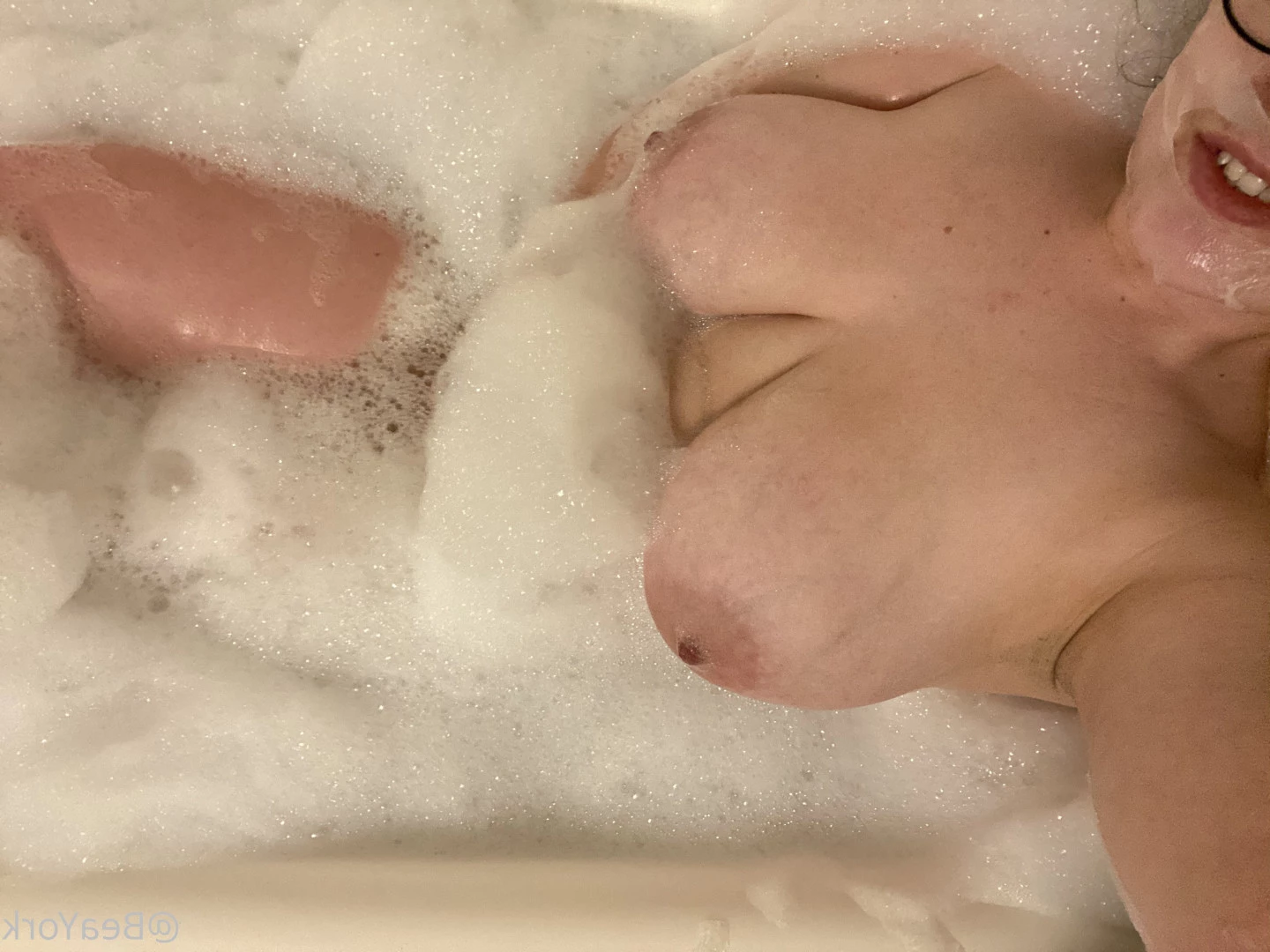 Bea York [ beayork ] Onlyfans leaked photo 5936320 on Hotleaks.tv