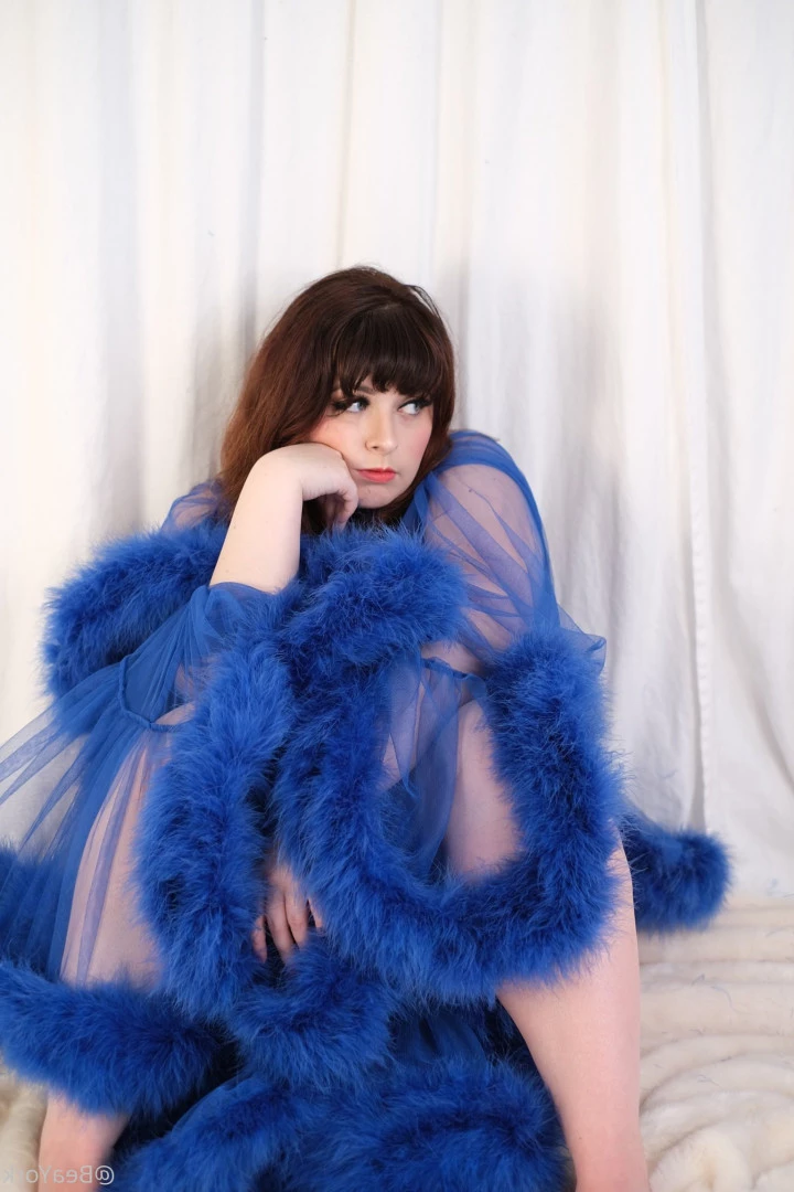 Bea York [ beayork ] Onlyfans leaked photo 5942075 on Hotleaks.tv