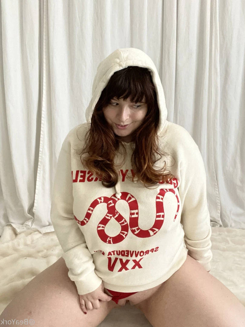 Bea York [ beayork ] Onlyfans leaked photo 5954174 on Hotleaks.tv