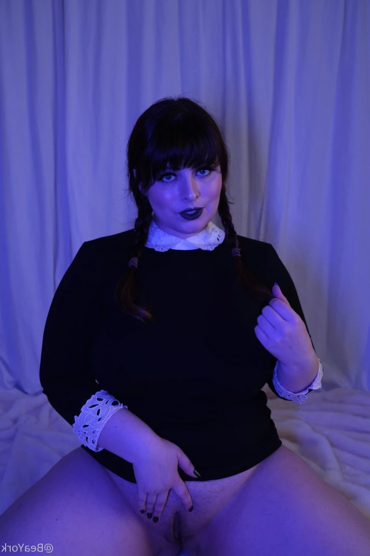 Bea York [ beayork ] Onlyfans leaked photo 5969837 on Hotleaks.tv