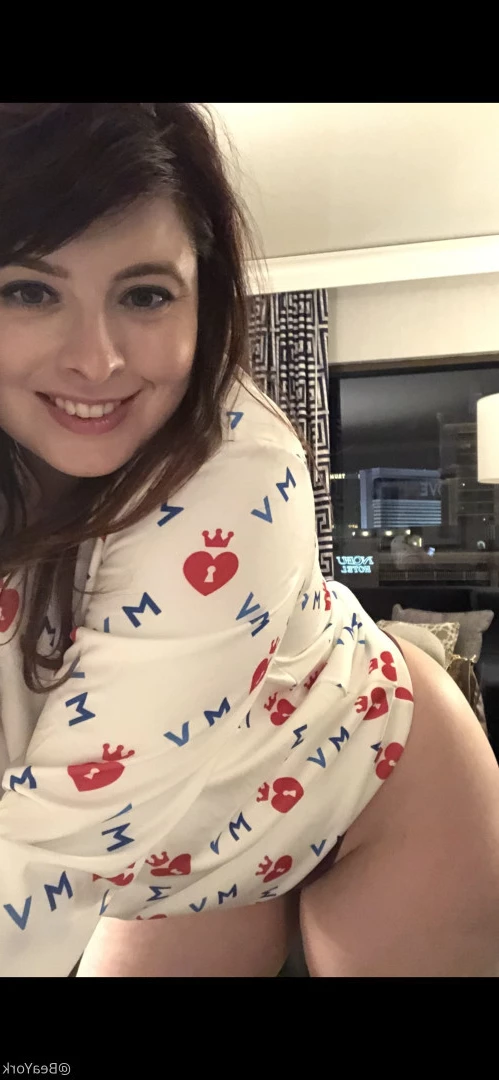 Bea York [ beayork ] Onlyfans leaked photo 5970166 on Hotleaks.tv