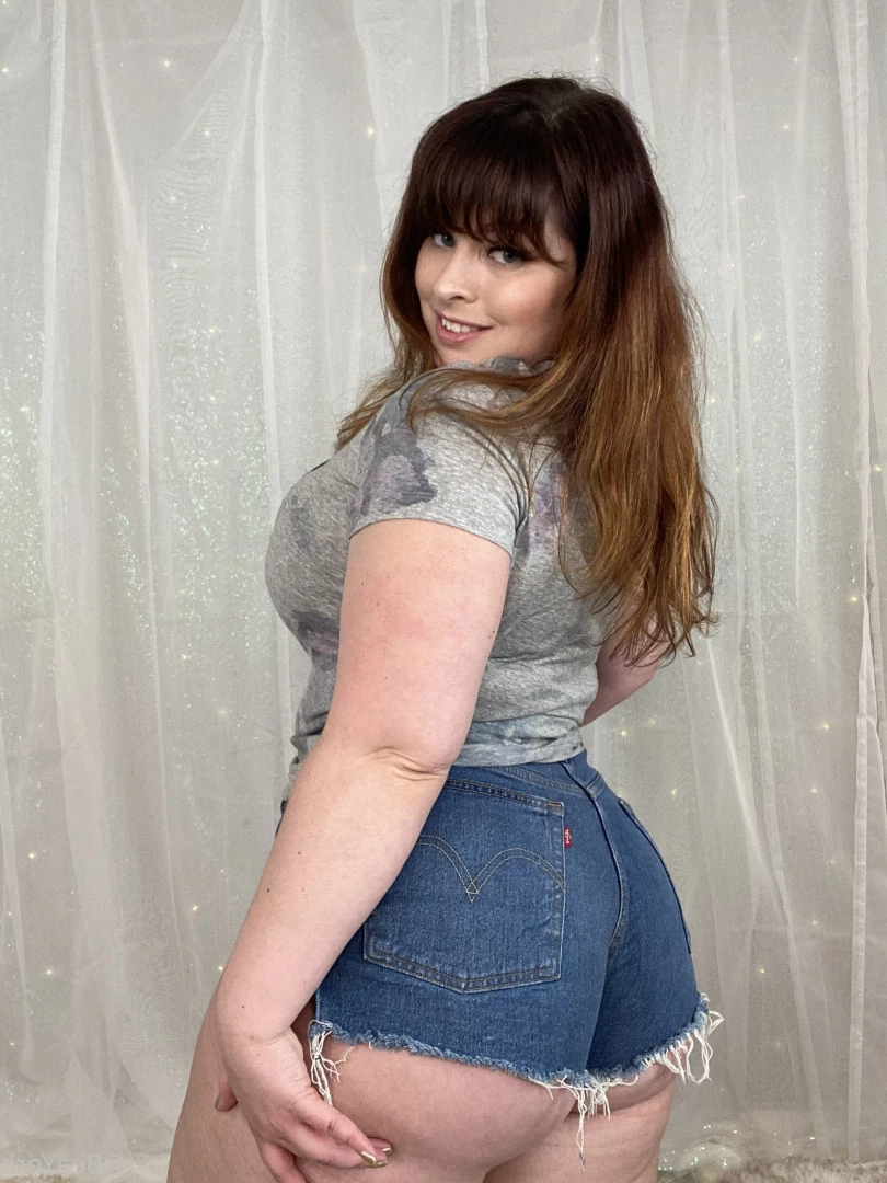 Bea York [ beayork ] Onlyfans leaked photo 5973358 on Hotleaks.tv