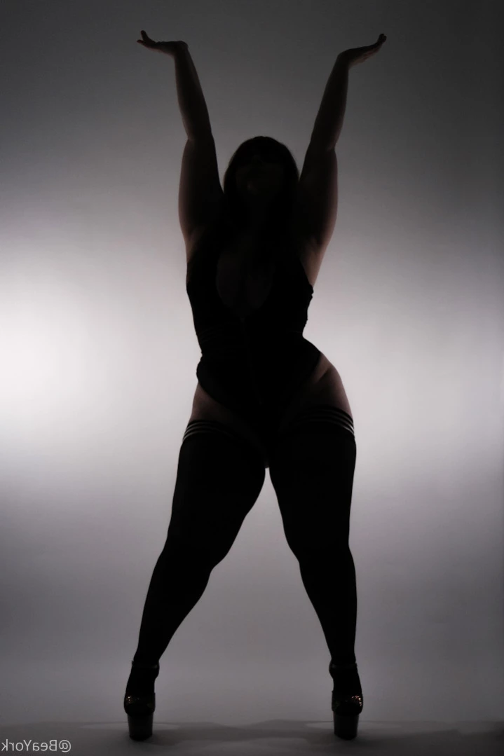 Bea York [ beayork ] Onlyfans leaked photo 10985308 on Hotleaks.tv