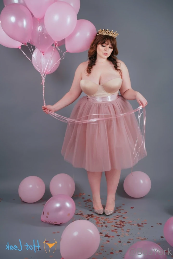 Bea York [ beayork ] Onlyfans leaked photo 12219427 on Hotleaks.tv
