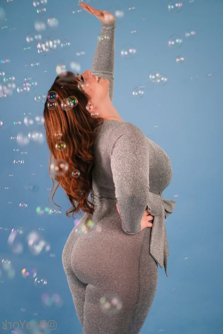 Bea York [ beayork ] Onlyfans leaked photo 12500895 on Hotleaks.tv