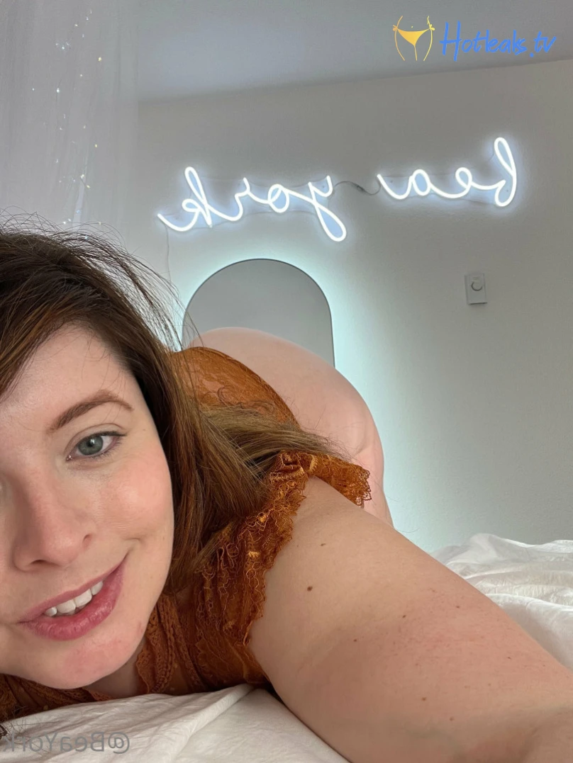 Bea York [ beayork ] Onlyfans leaked photo 14041133 on Hotleaks.tv