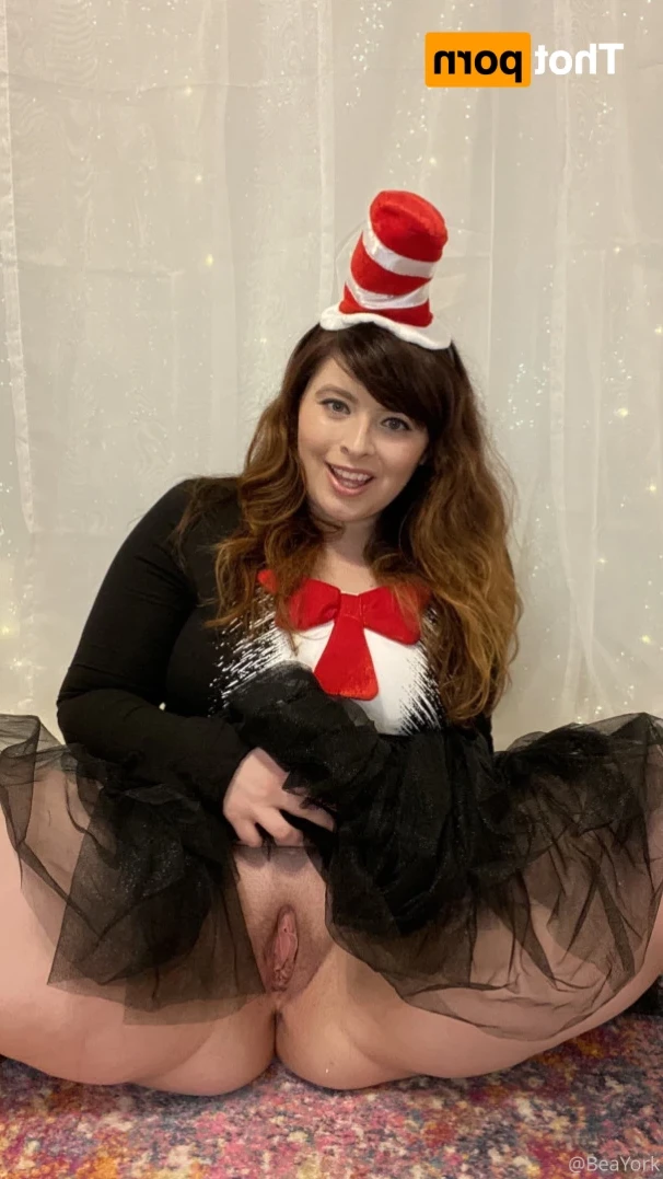 Bea York [ beayork ] Onlyfans leaked photo 14162539 on Hotleaks.tv