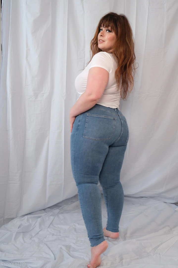 Bea York [ beayork ] Onlyfans leaked photo 15078396 on Hotleaks.tv