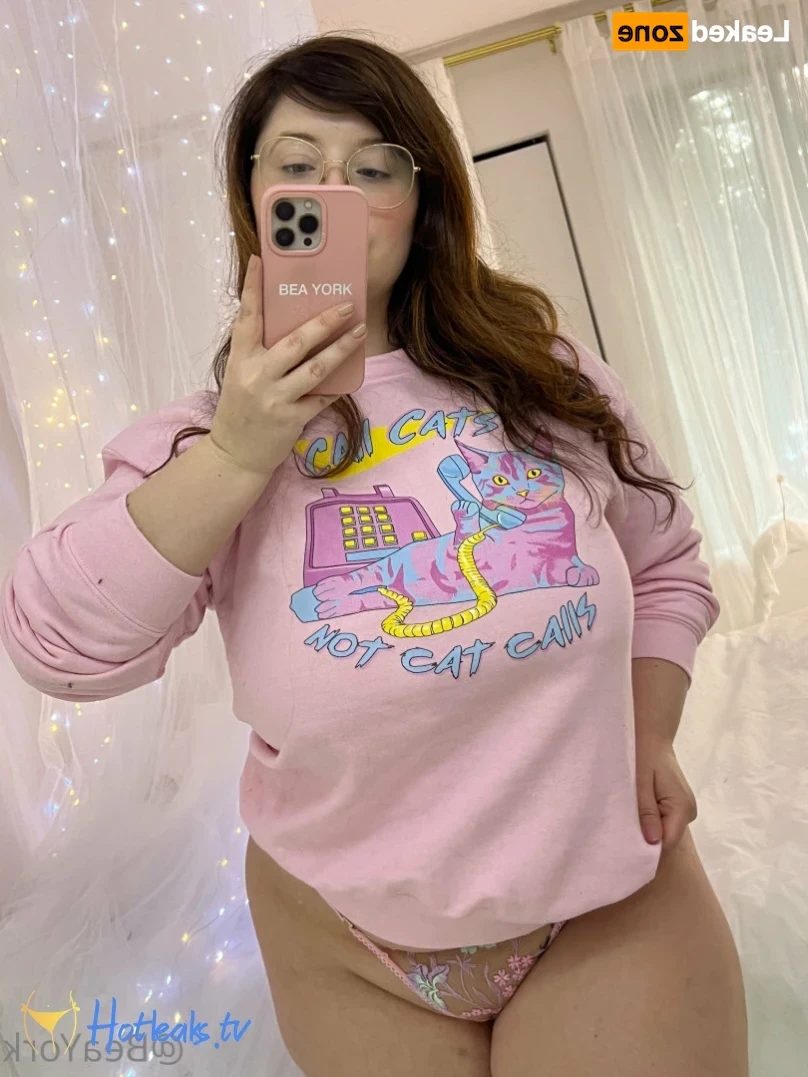Bea York [ beayork ] Onlyfans leaked photo 15438565 on Hotleaks.tv