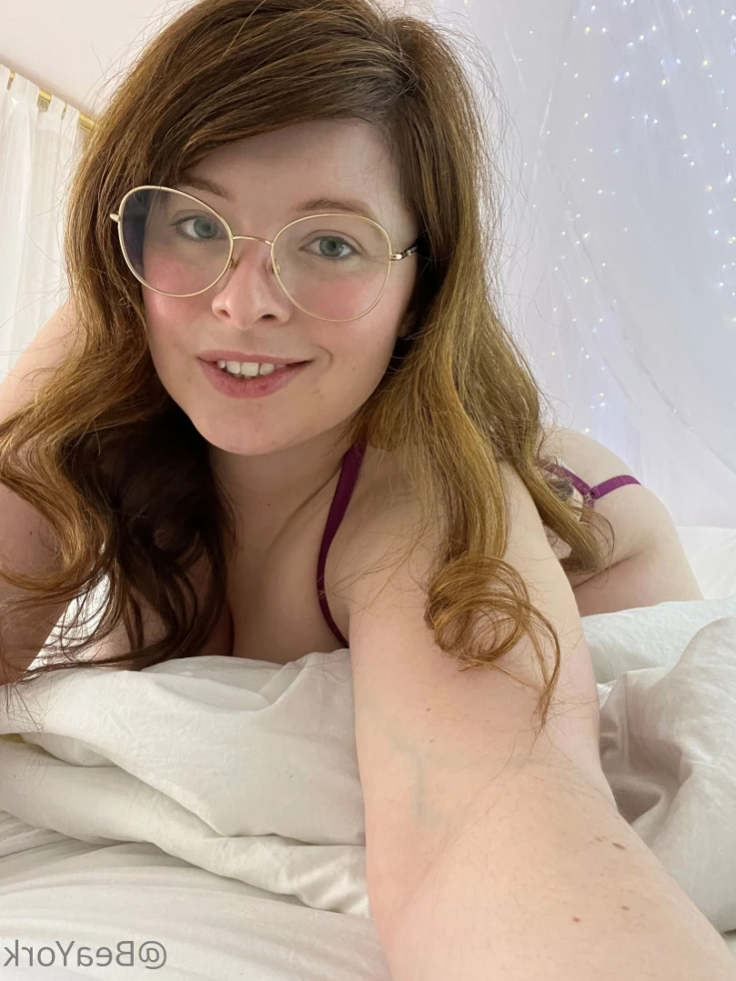 Bea York [ beayork ] Onlyfans leaked photo 15975214 on Hotleaks.tv