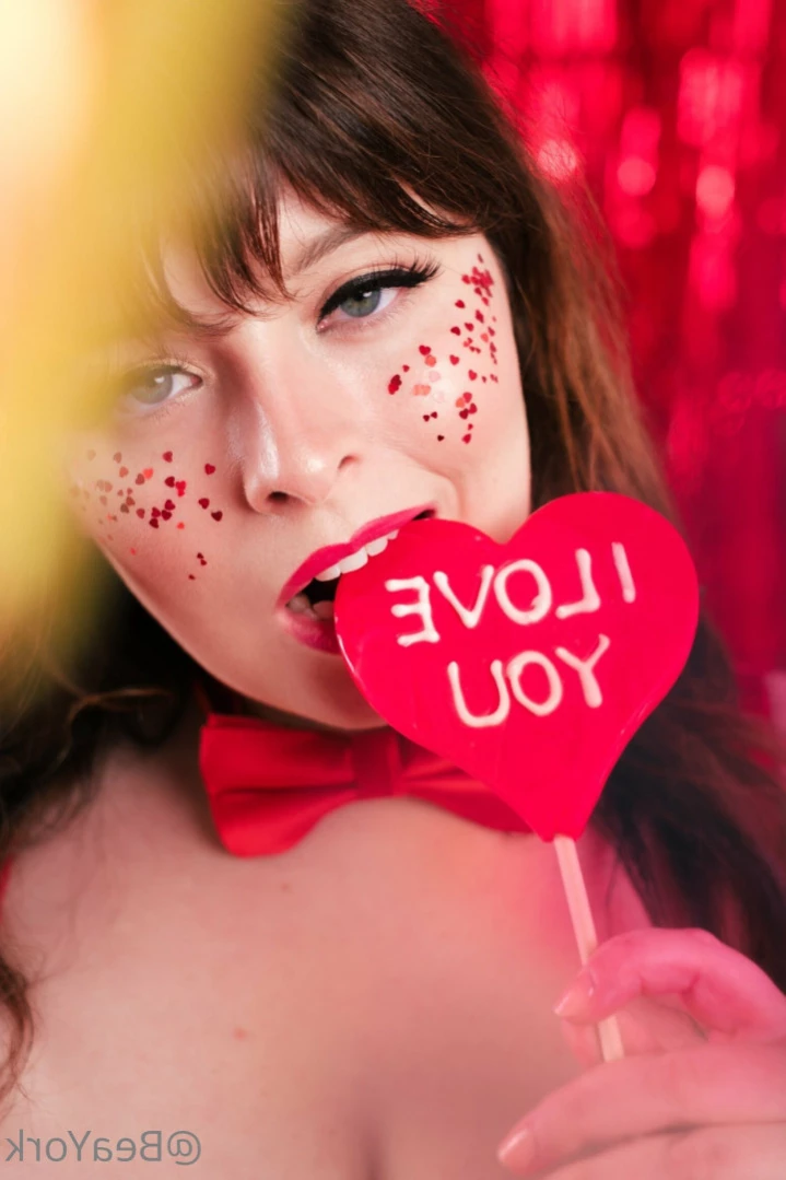 Bea York [ beayork ] Onlyfans leaked photo 16073979 on Hotleaks.tv