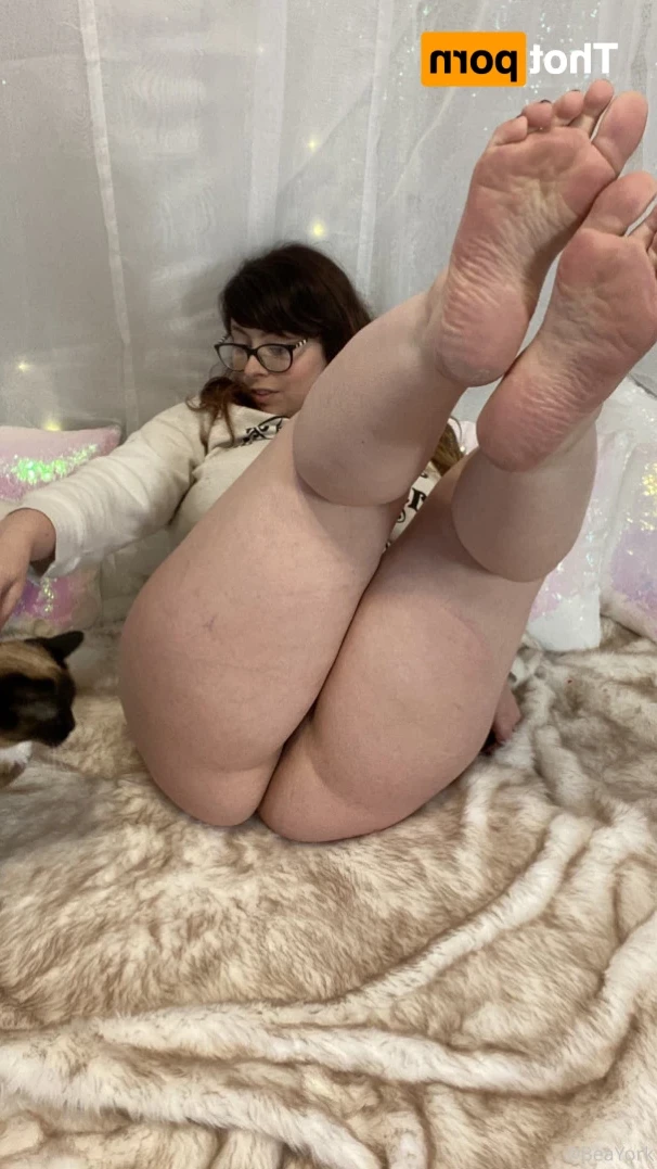 Bea York [ beayork ] Onlyfans leaked photo 16124562 on Hotleaks.tv