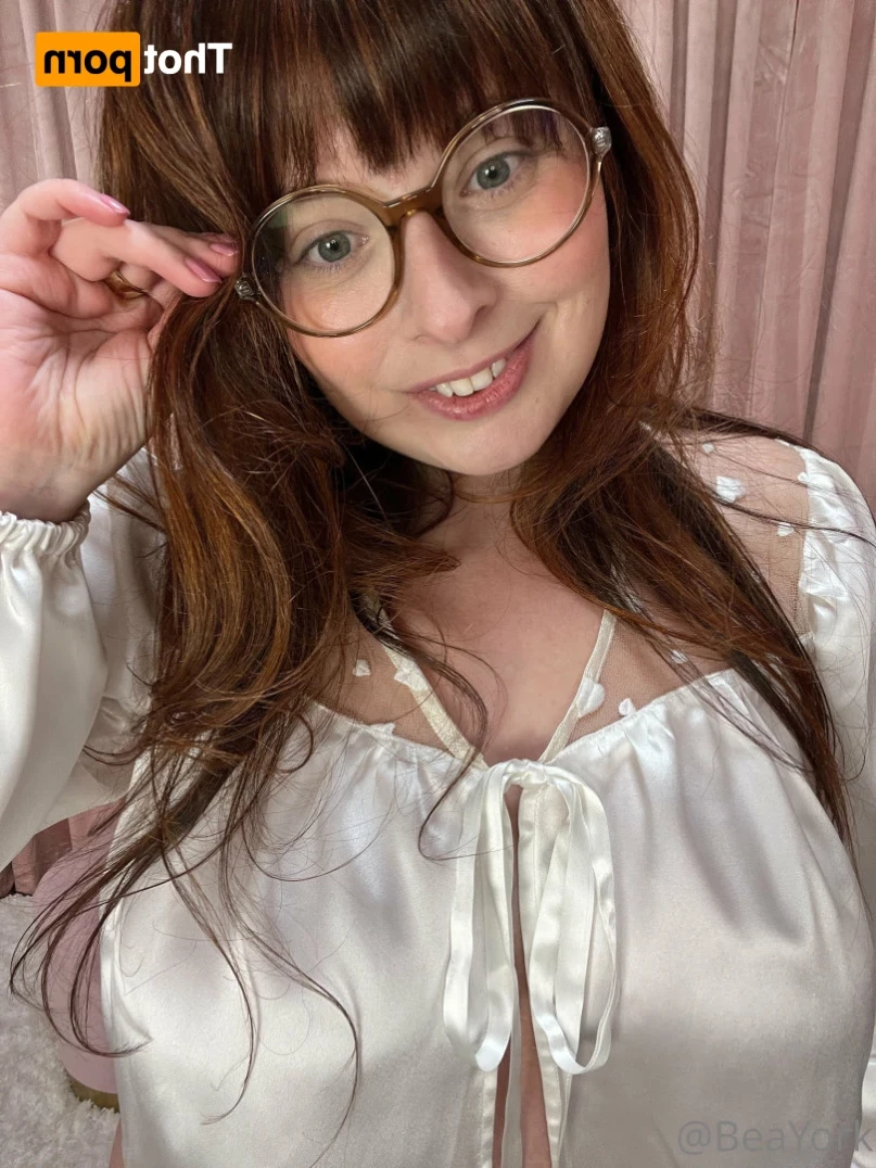 Bea York [ beayork ] Onlyfans leaked photo 16126517 on Hotleaks.tv