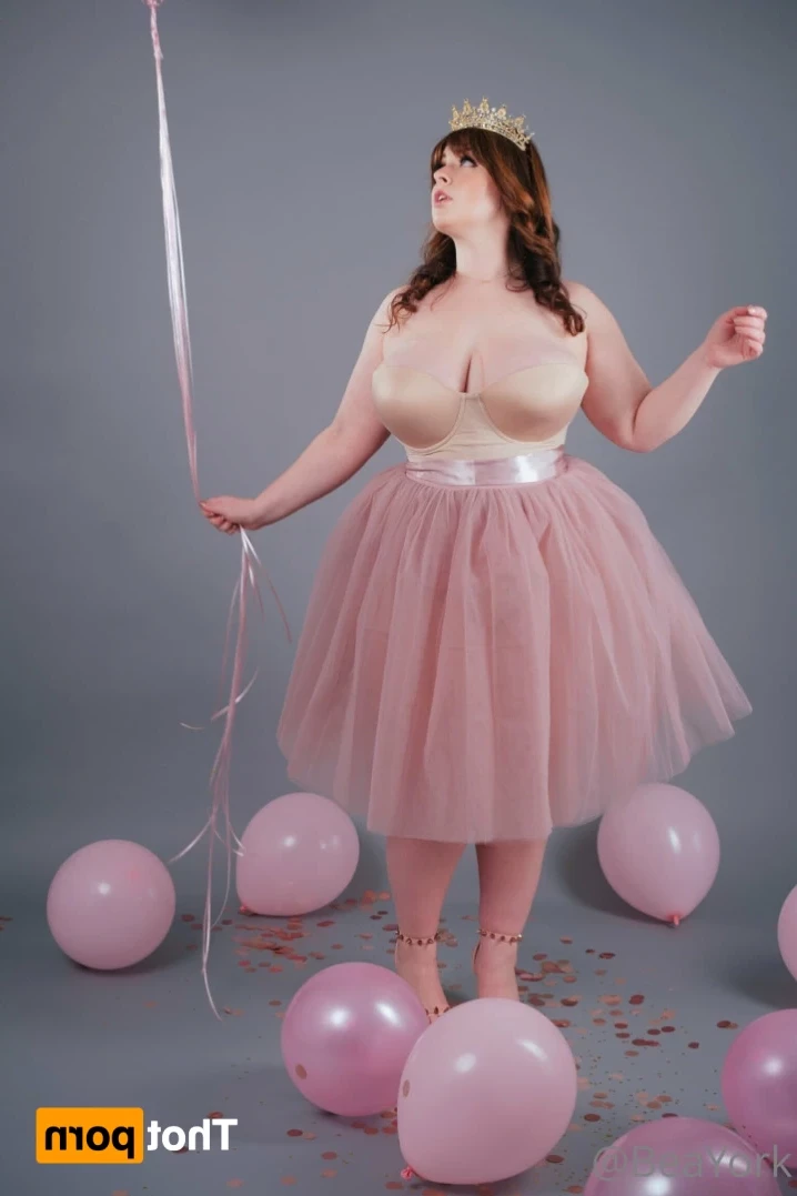 Bea York [ beayork ] Onlyfans leaked photo 16131114 on Hotleaks.tv