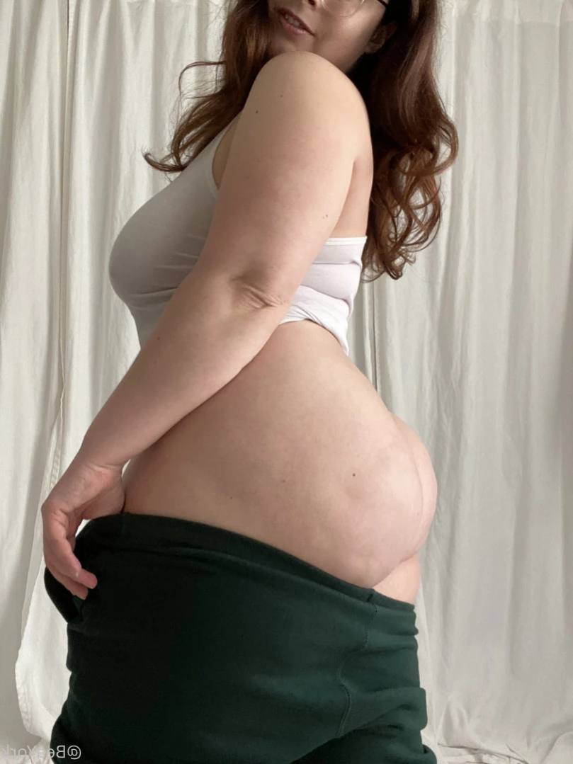 Bea York [ beayork ] Onlyfans leaked photo 16143881 on Hotleaks.tv