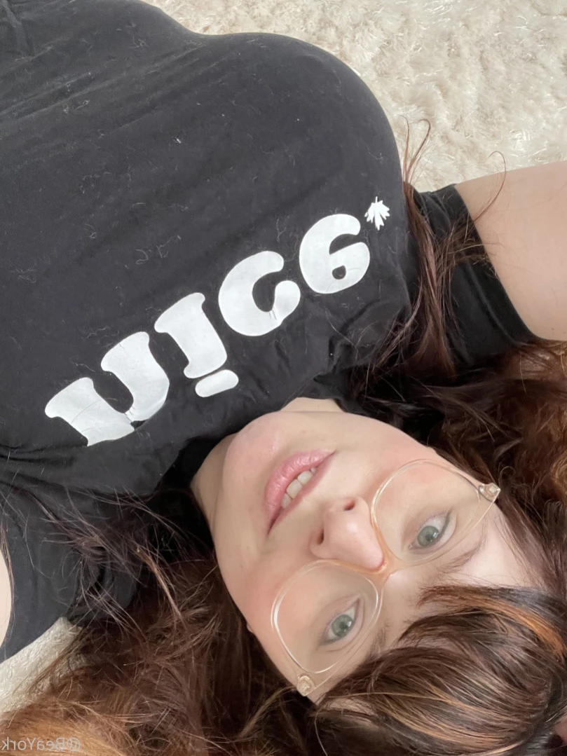 Bea York [ beayork ] Onlyfans leaked photo 16149035 on Hotleaks.tv