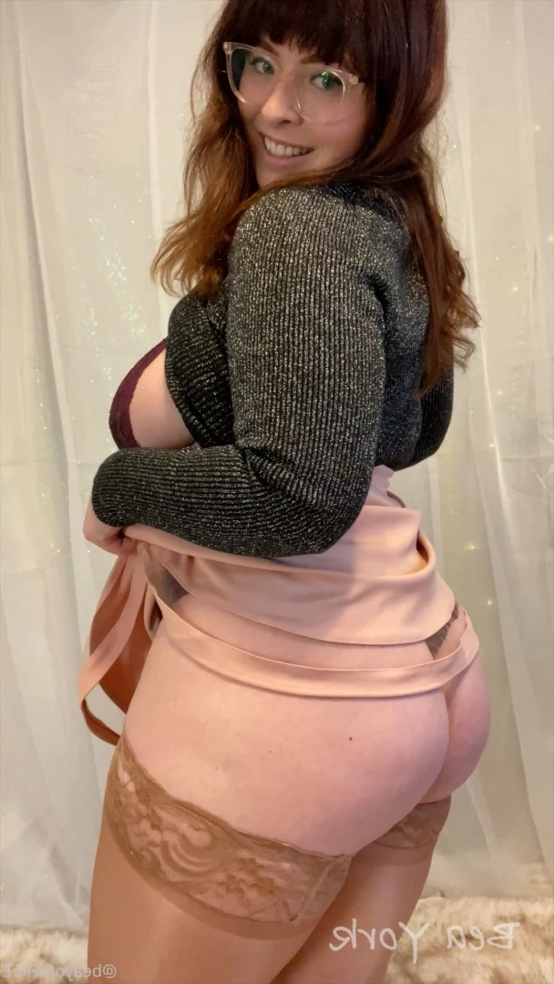 💕 Big Titty 💕 Thick Cutie 💕 Nerdy Girl [ beayorkvideos ] Onlyfans leaked photo 7826299 on Hotleaks.tv