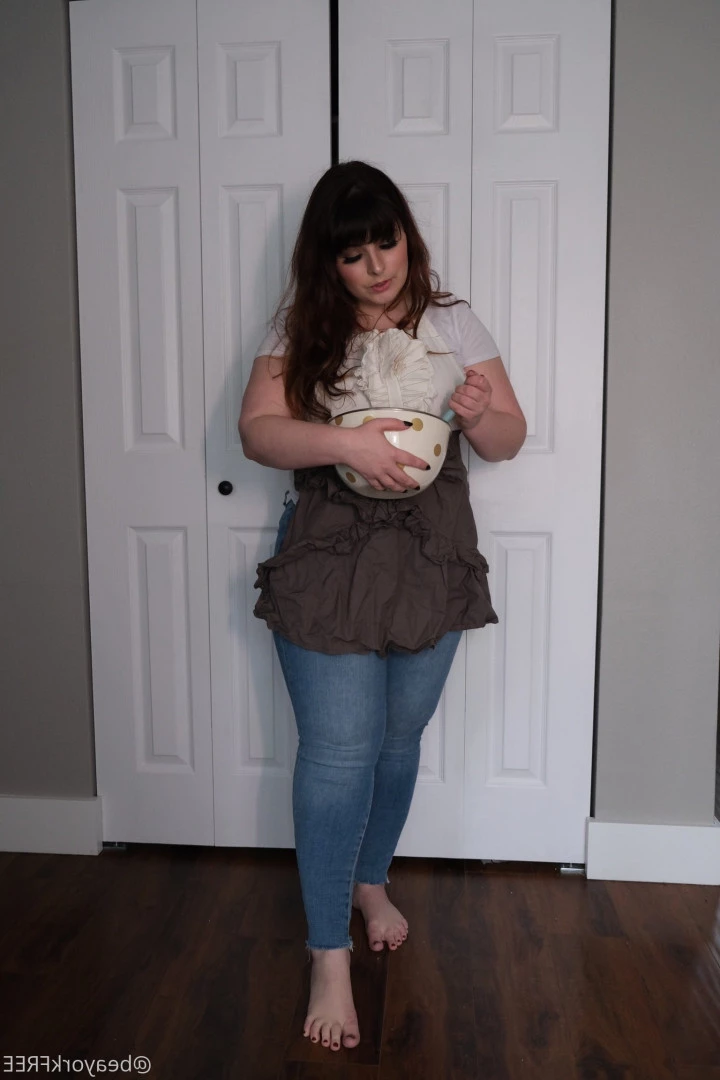💕 Big Titty 💕 Thick Cutie 💕 Nerdy Girl [ beayorkvideos ] Onlyfans leaked photo 7827047 on Hotleaks.tv