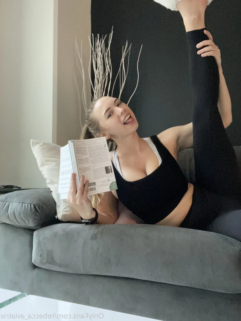 becca_aviatrix Onlyfans leaked photo 5239169 on Hotleaks.tv