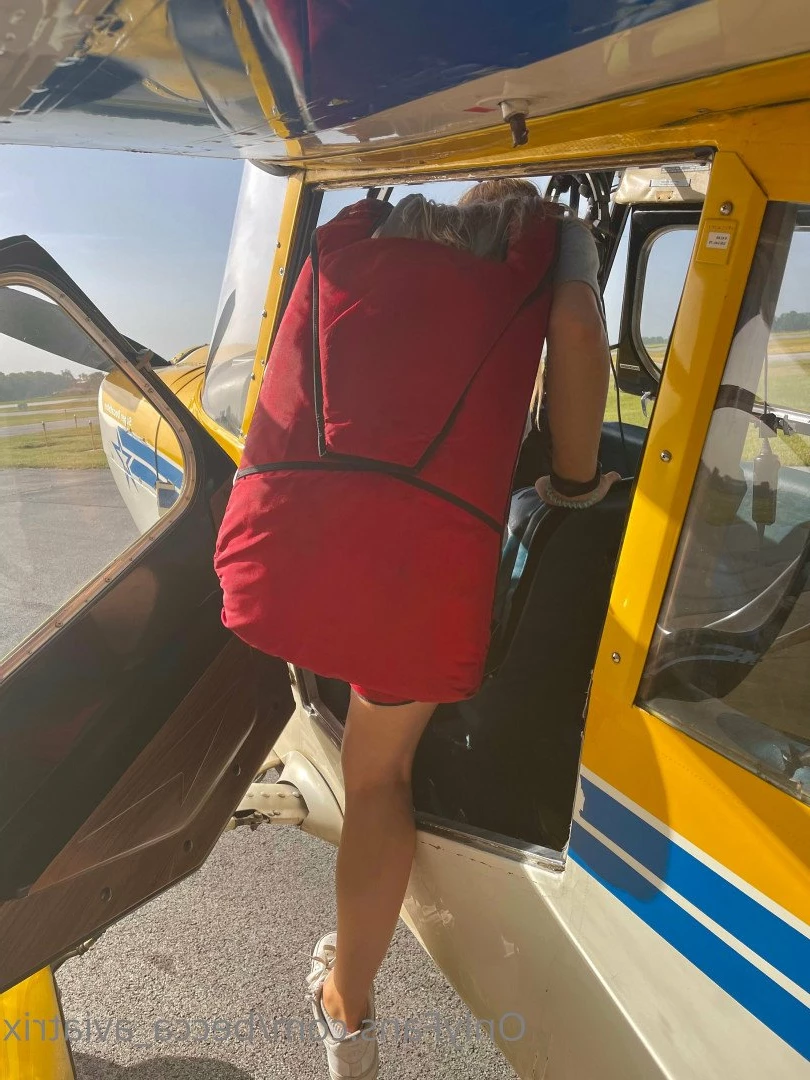 becca_aviatrix Onlyfans leaked photo 5240285 on Hotleaks.tv
