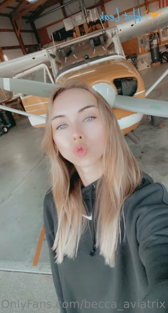 becca_aviatrix Onlyfans leaked photo 12448557 on Hotleaks.tv