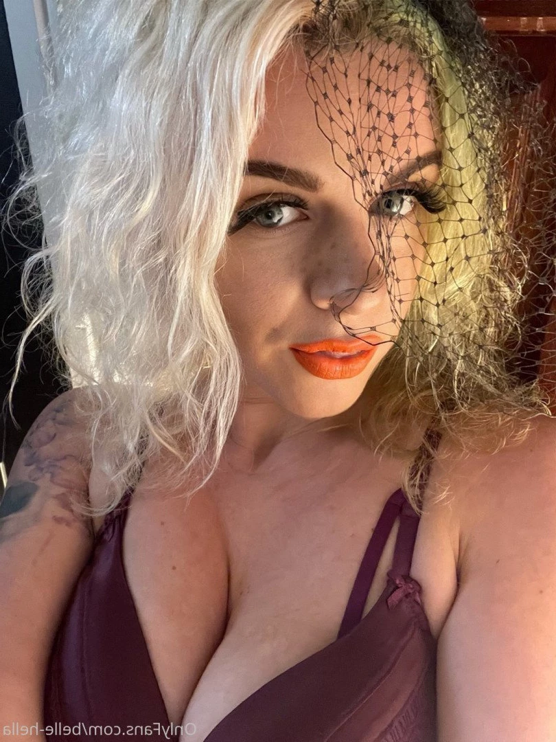 😈Goddess belle hella [ belle-hella ] Onlyfans leaked photo 5240730 on Hotleaks.tv